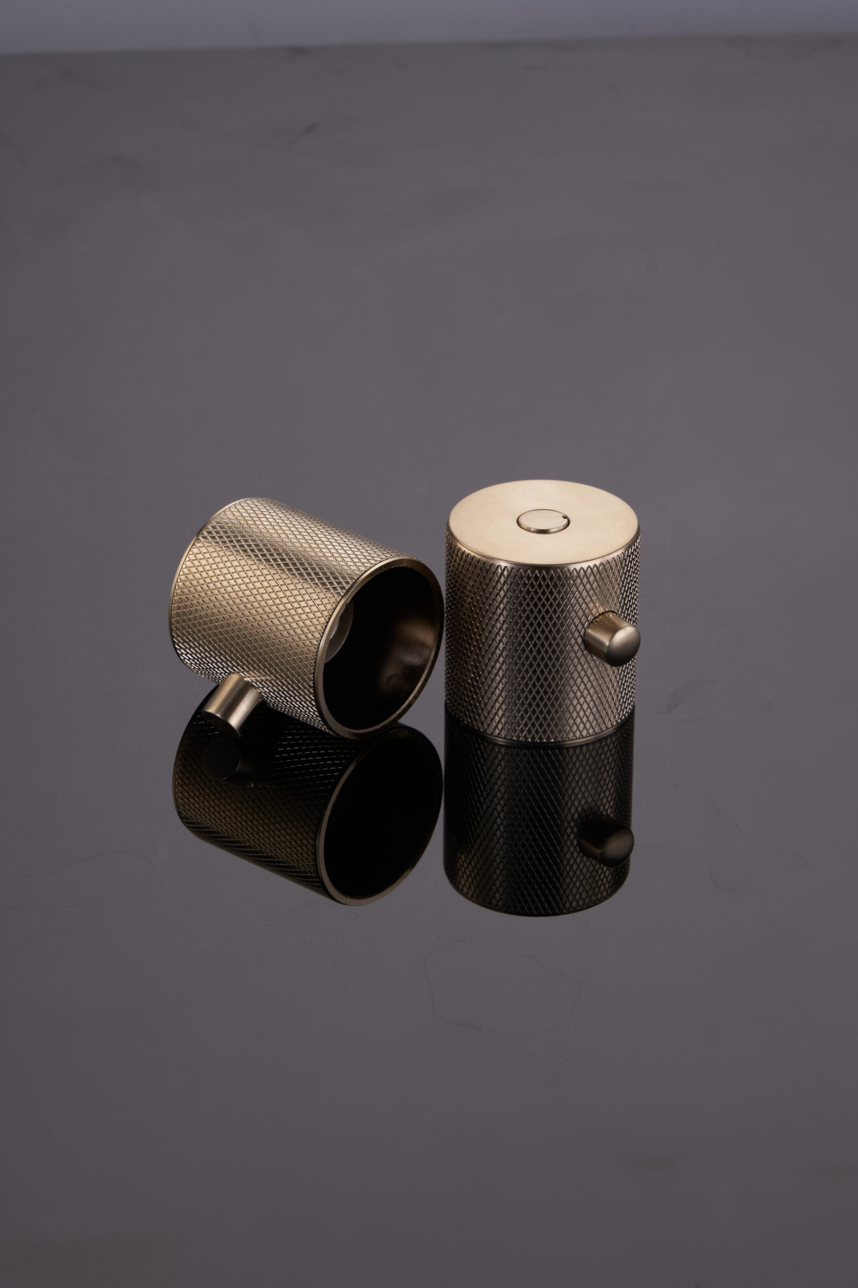 Ocean Diamond Handles Brass